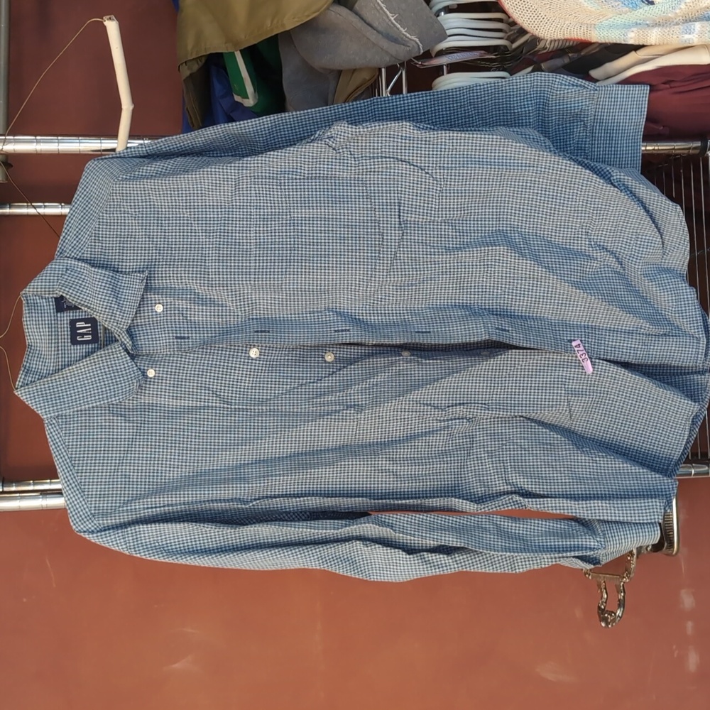 Gap long sleeve button up L
